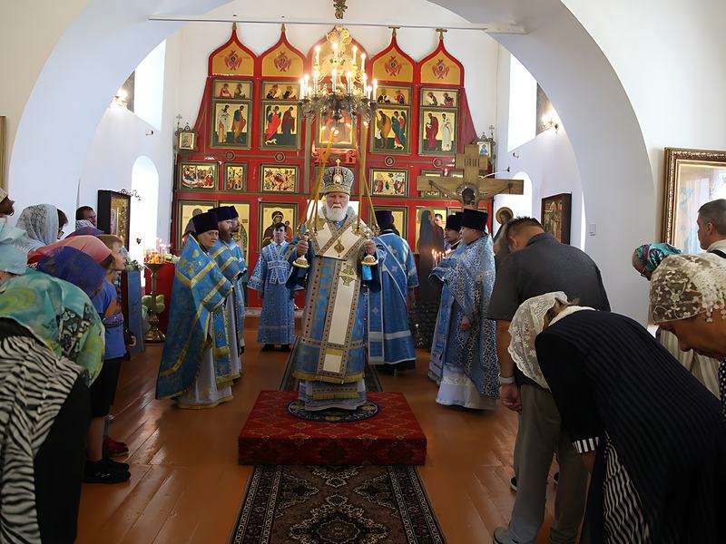 Престольный праздник в Смоленском храме Шопши